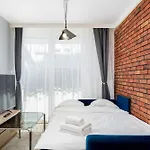 Cracow Luxury Apartment With Garden